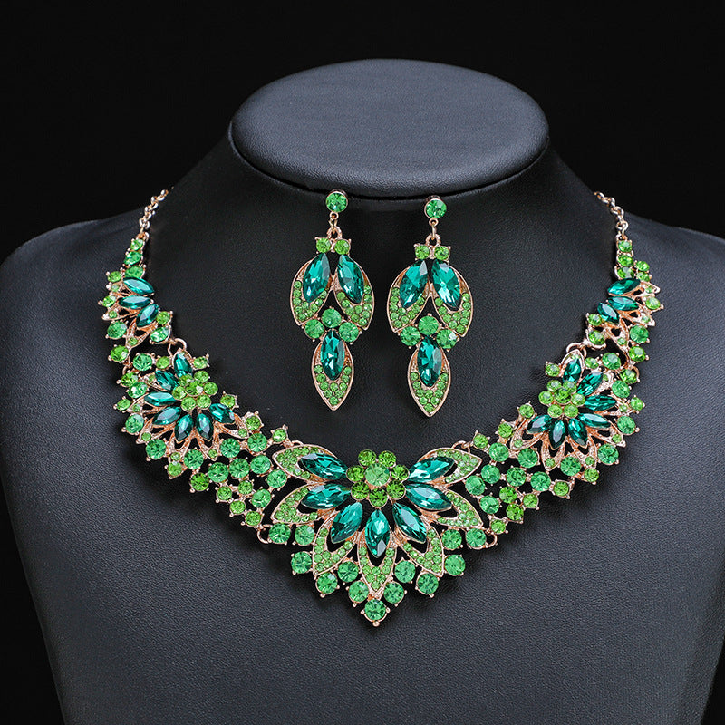 European and American cross-border retro necklace suit women's 2-Piece Set leaves flowers exaggerated luxury jewelry New Bride wedding accessories